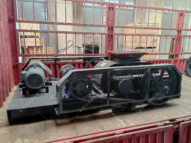 為何越來越多的礦山選擇雙齒輥而非顎式破碎機？這3點很關(guān)鍵！